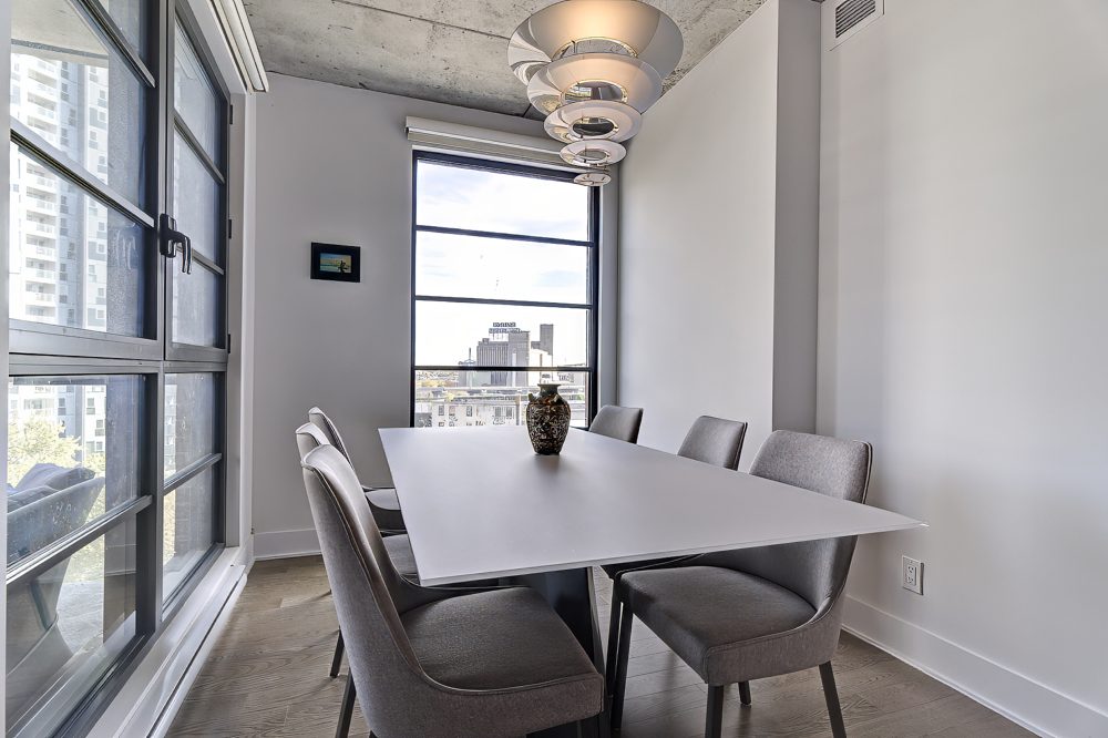 1320 Rue Olier, 802